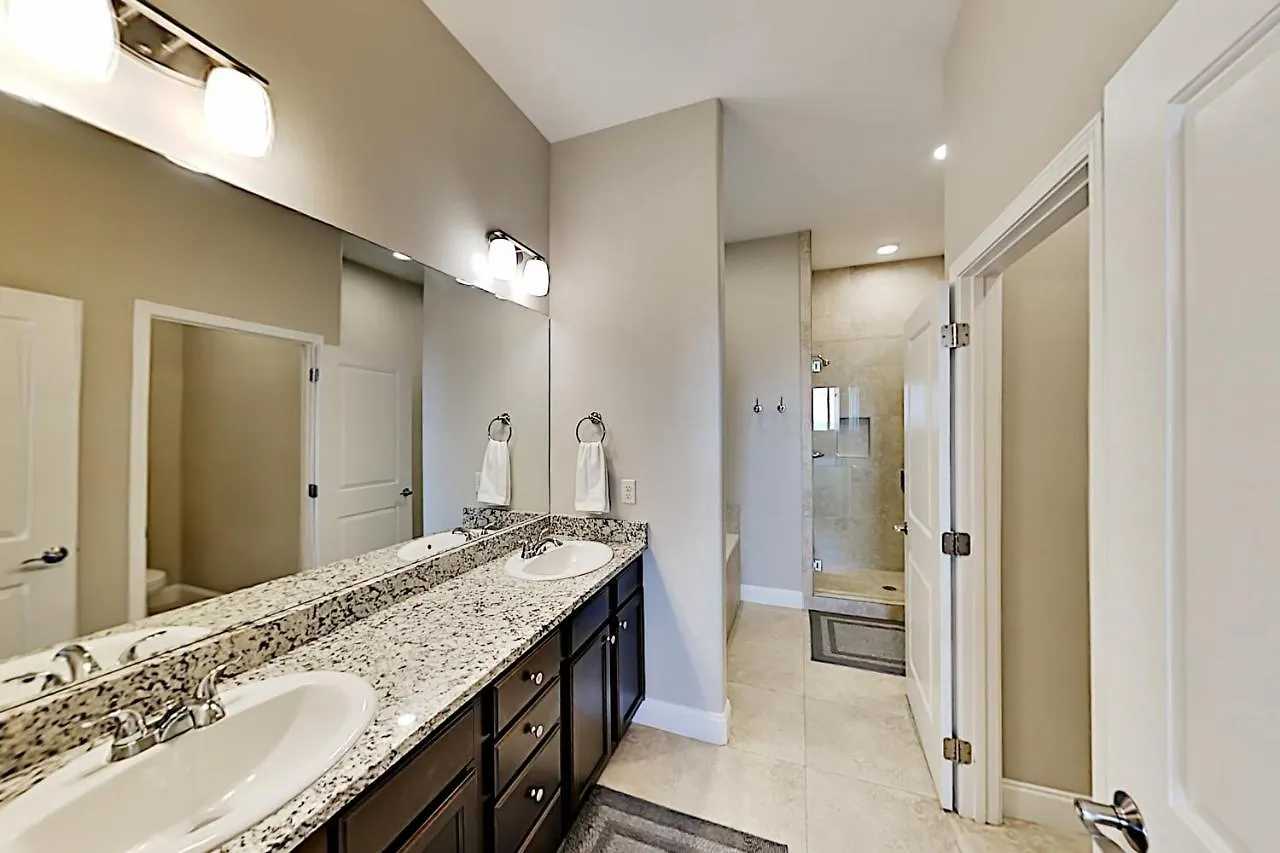 Alerio Condos Destin 0*,